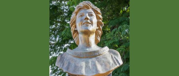 Busto de Nancie Almaraz