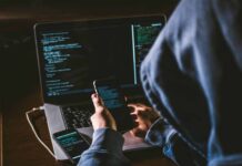 ¿Qué puede hacer un ciberdelincuente con mi número de teléfono?